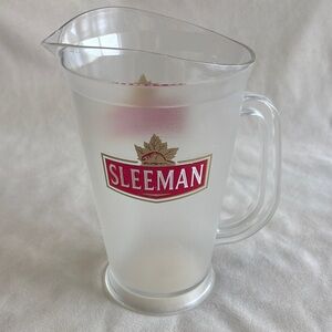 Sleeman Frosted Plastic Beverage Pitcher - Clear with Red Logo